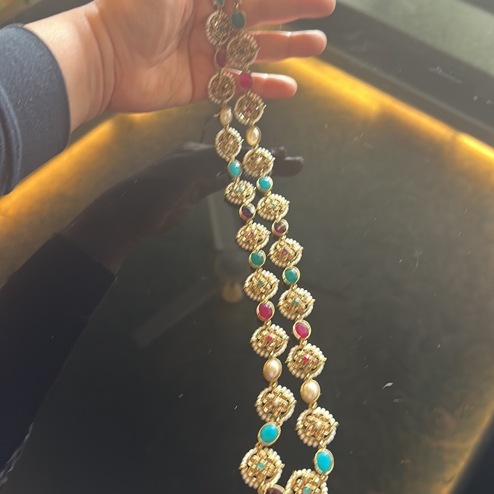 NWOT Colourful Necklace set with Maatha Teeka & matching earrings ! - Picture 8 of 9